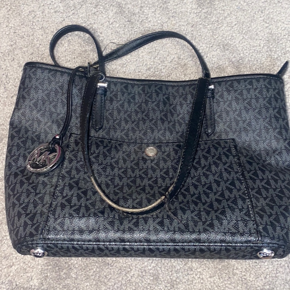 Michael Kors Shoulder Bag